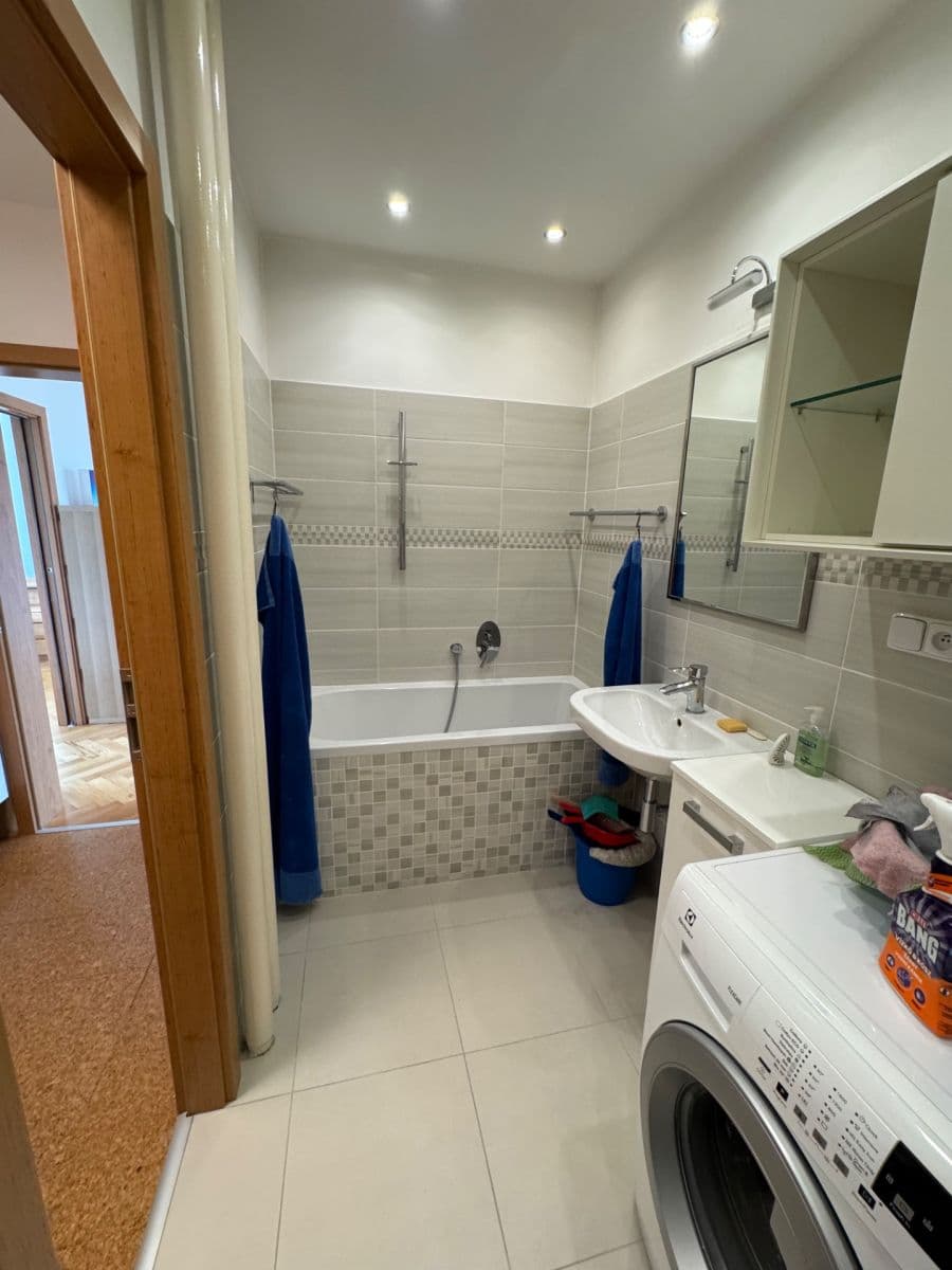 Prenájom bytu 2-izbový 49 m², Dánská, Kladno, Středočeský kraj Prenájom bytu 2-izbový 49 m², Dánská, Kladno, Středočeský kraj