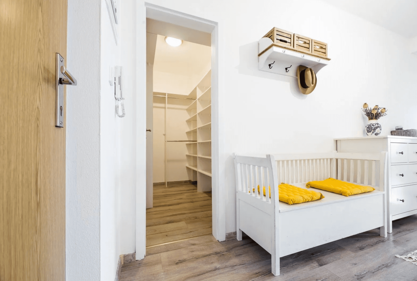 Predaj bytu 2-izbový 70 m², Budatínska, Petržalka, Bratislavský kraj Predaj bytu 2-izbový 70 m², Budatínska, Petržalka, Bratislavský kraj
