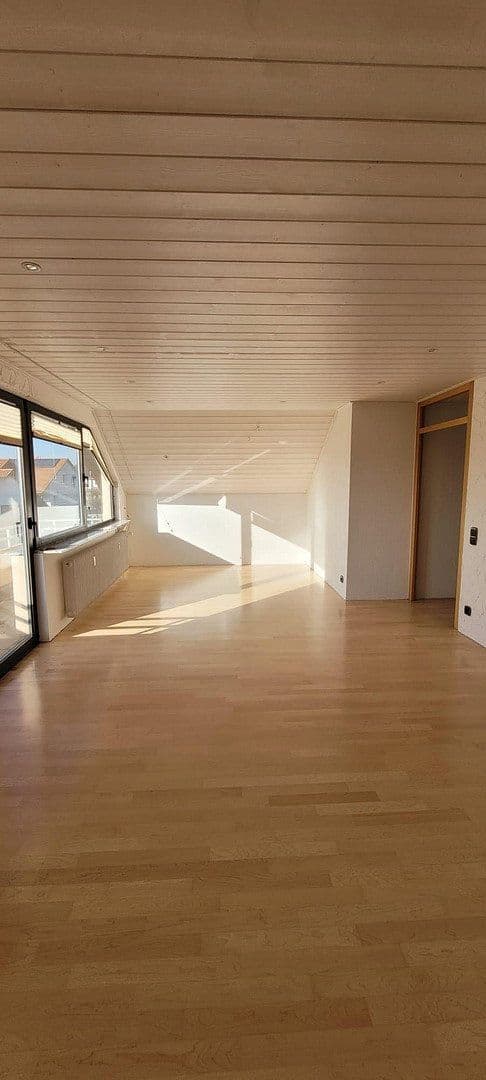 Prenájom bytu 3-izbový 79 m², Am Brücklesbach 39, Leutenbach, Bádensko-Wurttembersko Prenájom bytu 3-izbový 79 m², Am Brücklesbach 39, Leutenbach, Bádensko-Wurttembersko