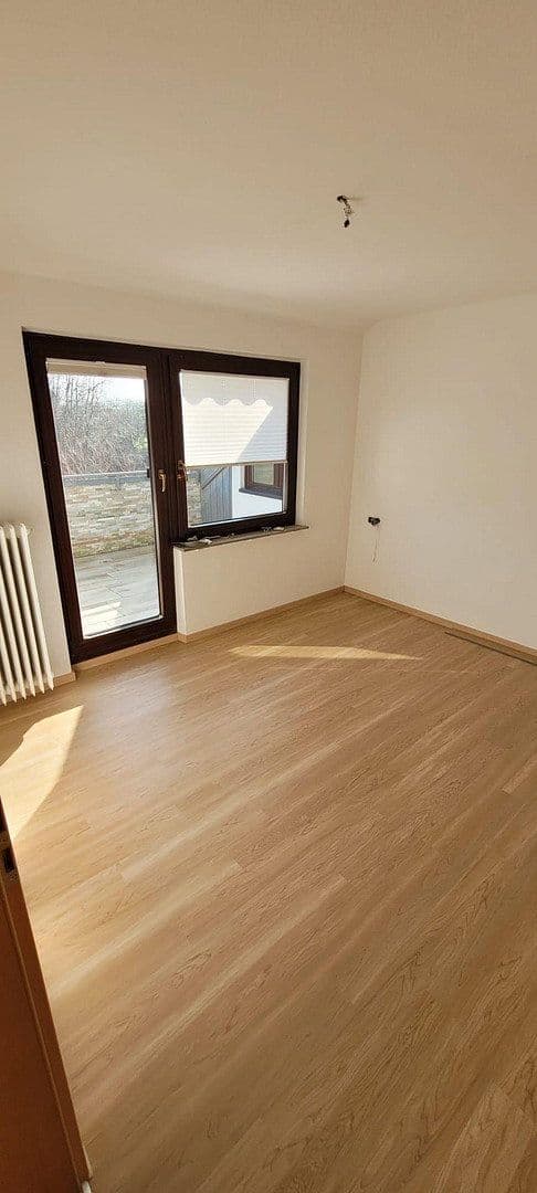 Prenájom bytu 3-izbový 79 m², Am Brücklesbach 39, Leutenbach, Bádensko-Wurttembersko Prenájom bytu 3-izbový 79 m², Am Brücklesbach 39, Leutenbach, Bádensko-Wurttembersko