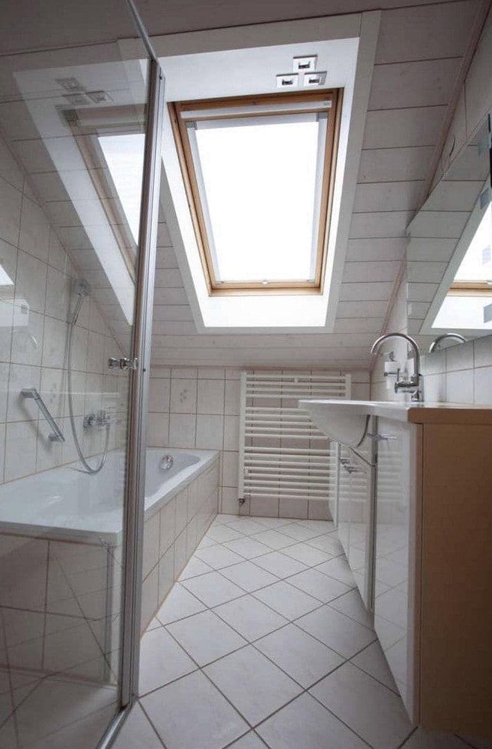 Prenájom bytu 3-izbový 79 m², Am Brücklesbach 39, Leutenbach, Bádensko-Wurttembersko Prenájom bytu 3-izbový 79 m², Am Brücklesbach 39, Leutenbach, Bádensko-Wurttembersko