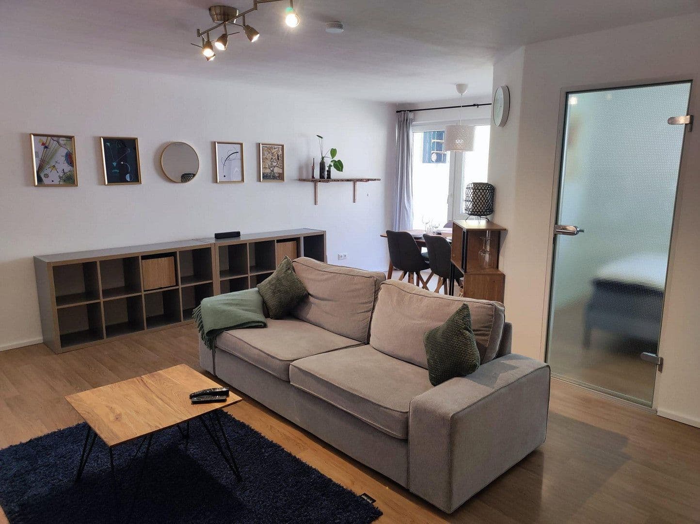 Prenájom bytu 1-izbový 48 m², München, Bavorsko Prenájom bytu 1-izbový 48 m², München, Bavorsko