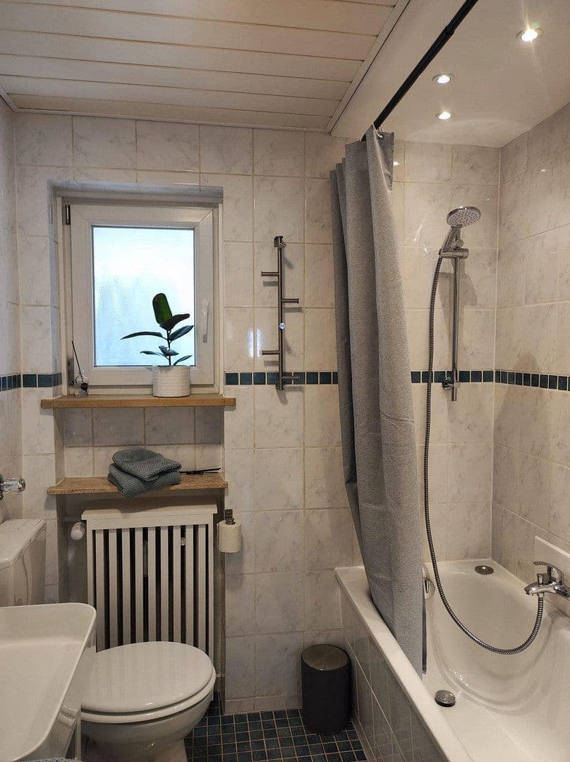 Prenájom bytu 1-izbový 48 m², München, Bavorsko Prenájom bytu 1-izbový 48 m², München, Bavorsko