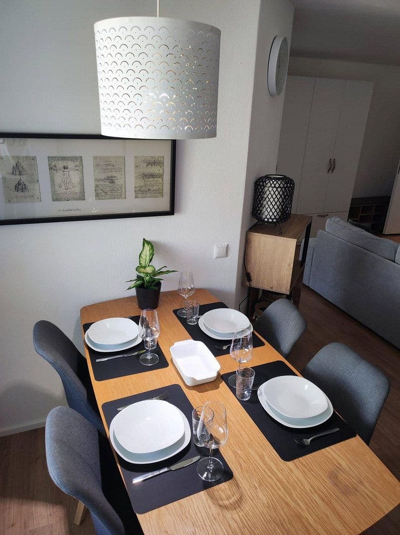 Prenájom bytu 1-izbový 48 m², München, Bavorsko Prenájom bytu 1-izbový 48 m², München, Bavorsko