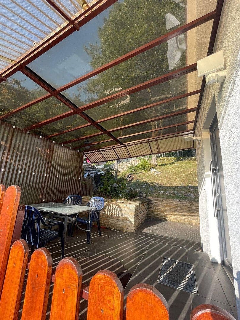 Prenájom bytu 3-izbový 95 m², Rametshalde 15, Münsingen, Bádensko-Wurttembersko Prenájom bytu 3-izbový 95 m², Rametshalde 15, Münsingen, Bádensko-Wurttembersko