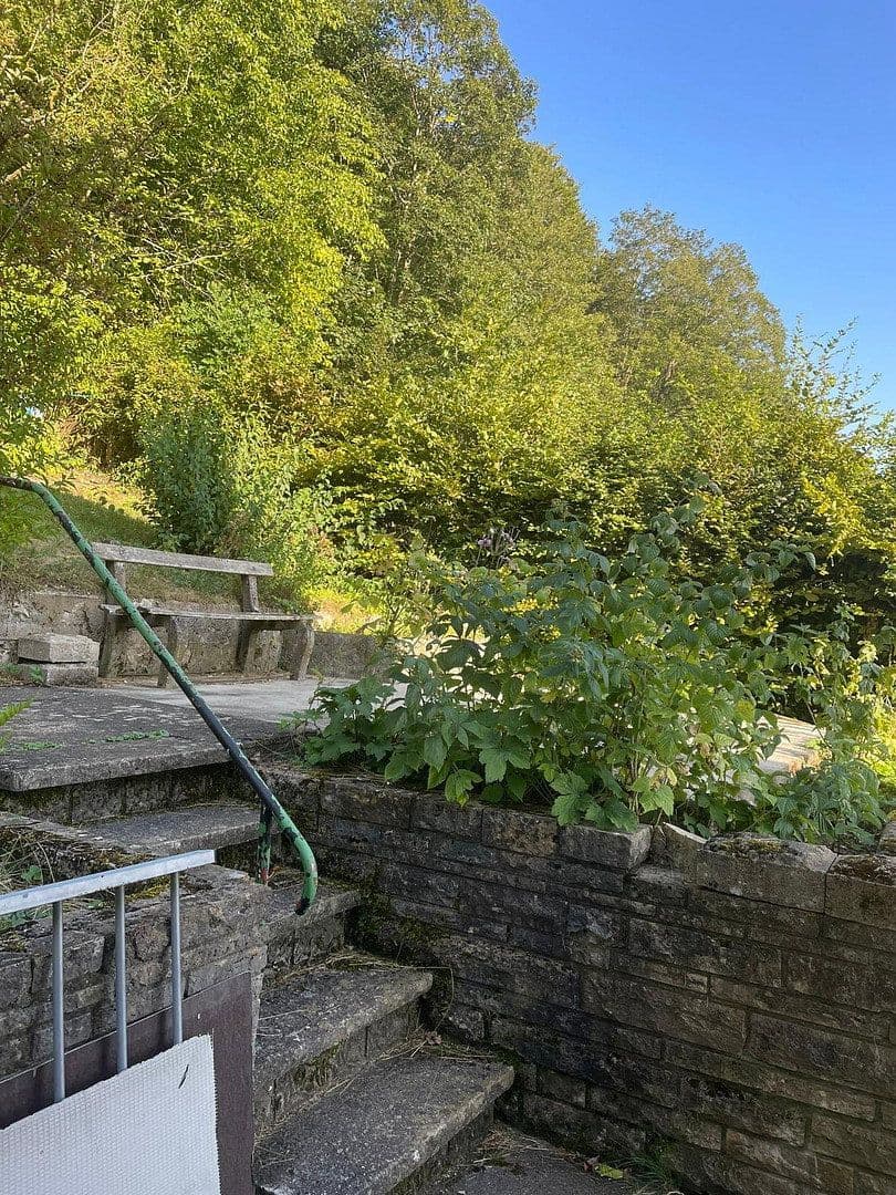 Prenájom bytu 3-izbový 95 m², Rametshalde 15, Münsingen, Bádensko-Wurttembersko Prenájom bytu 3-izbový 95 m², Rametshalde 15, Münsingen, Bádensko-Wurttembersko