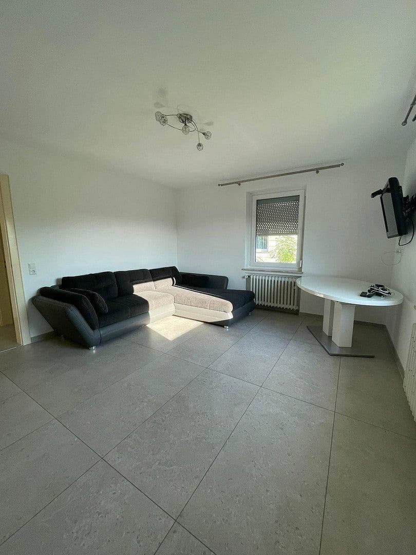 Prenájom bytu 3-izbový 95 m², Rametshalde 15, Münsingen, Bádensko-Wurttembersko Prenájom bytu 3-izbový 95 m², Rametshalde 15, Münsingen, Bádensko-Wurttembersko