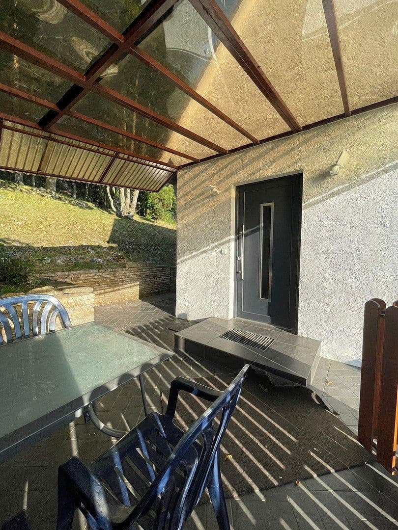 Prenájom bytu 3-izbový 95 m², Rametshalde 15, Münsingen, Bádensko-Wurttembersko Prenájom bytu 3-izbový 95 m², Rametshalde 15, Münsingen, Bádensko-Wurttembersko