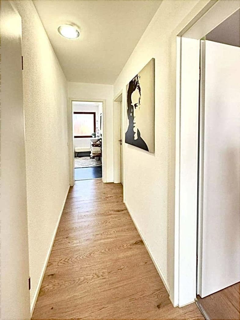 Predaj domu 177 m², pozemek 361 m², Meckenbeuren, Bádensko-Wurttembersko Predaj domu 177 m², pozemek 361 m², Meckenbeuren, Bádensko-Wurttembersko
