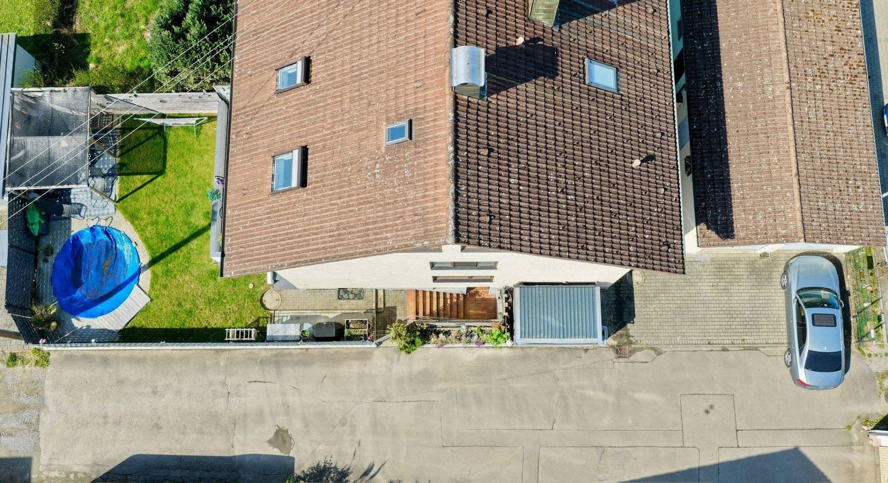 Predaj domu 177 m², pozemek 361 m², Meckenbeuren, Bádensko-Wurttembersko Predaj domu 177 m², pozemek 361 m², Meckenbeuren, Bádensko-Wurttembersko