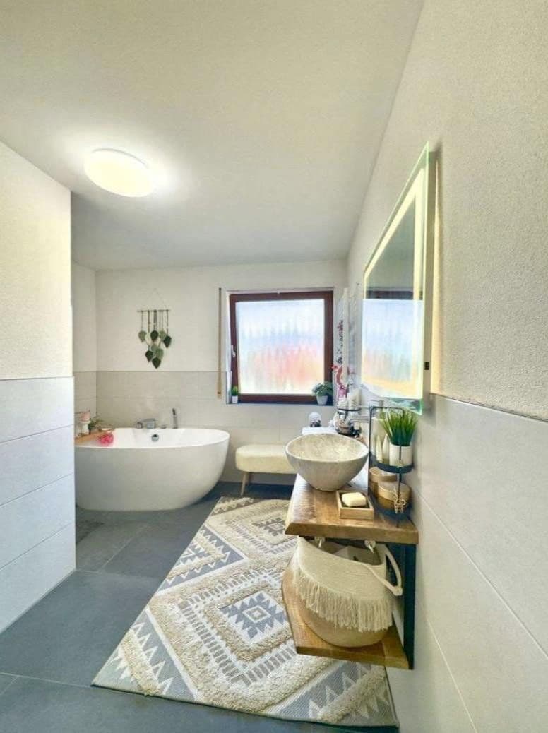 Predaj domu 177 m², pozemek 361 m², Meckenbeuren, Bádensko-Wurttembersko Predaj domu 177 m², pozemek 361 m², Meckenbeuren, Bádensko-Wurttembersko