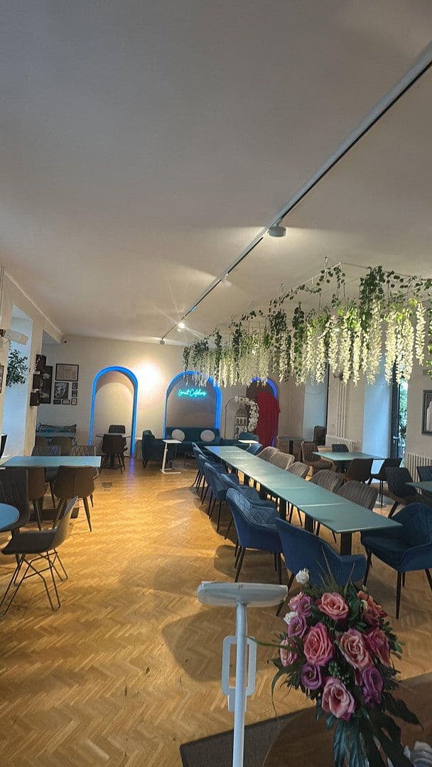 Prenájom nebytového priestoru 100 m², Trautenaustr. 5, Berlin, Berlín Prenájom nebytového priestoru 100 m², Trautenaustr. 5, Berlin, Berlín