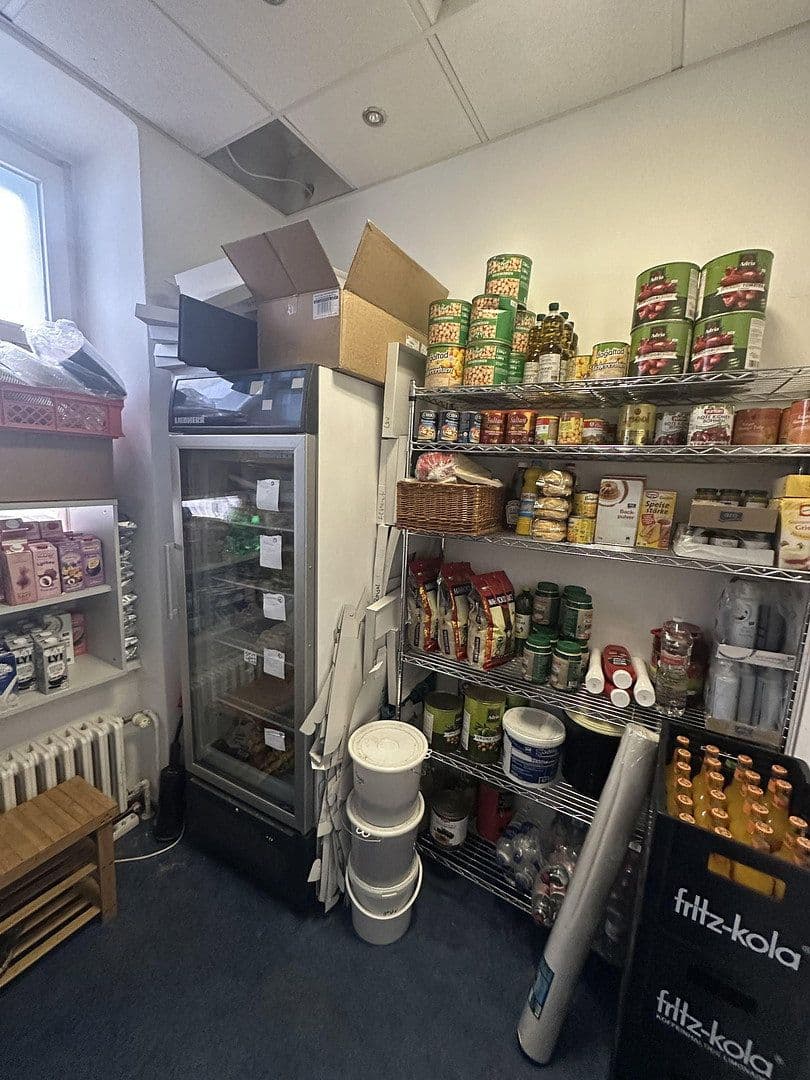 Prenájom nebytového priestoru 100 m², Trautenaustr. 5, Berlin, Berlín Prenájom nebytového priestoru 100 m², Trautenaustr. 5, Berlin, Berlín