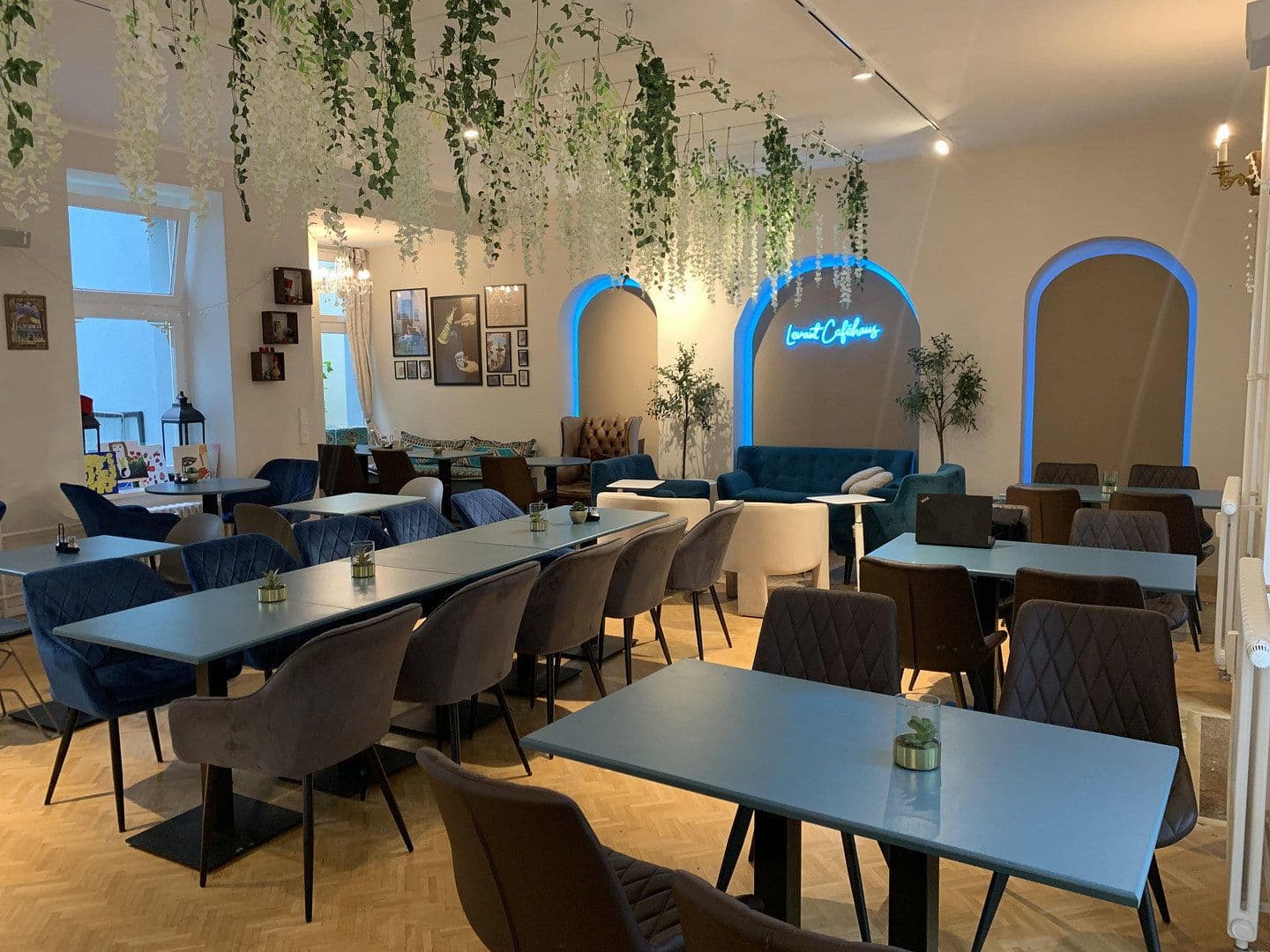 Prenájom nebytového priestoru 100 m², Trautenaustr. 5, Berlin, Berlín Prenájom nebytového priestoru 100 m², Trautenaustr. 5, Berlin, Berlín