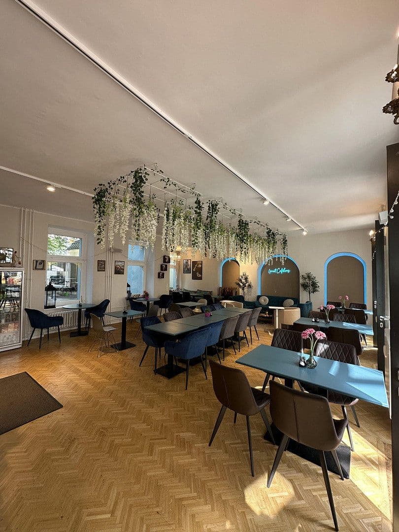 Prenájom nebytového priestoru 100 m², Trautenaustr. 5, Berlin, Berlín Prenájom nebytového priestoru 100 m², Trautenaustr. 5, Berlin, Berlín