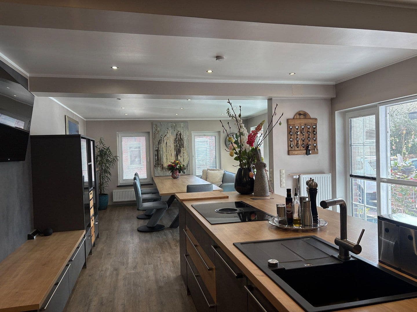 Predaj domu 220 m², pozemek 440 m², Krummhörn, Dolné Sasko Predaj domu 220 m², pozemek 440 m², Krummhörn, Dolné Sasko