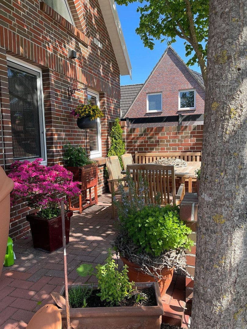Predaj domu 220 m², pozemek 440 m², Krummhörn, Dolné Sasko Predaj domu 220 m², pozemek 440 m², Krummhörn, Dolné Sasko