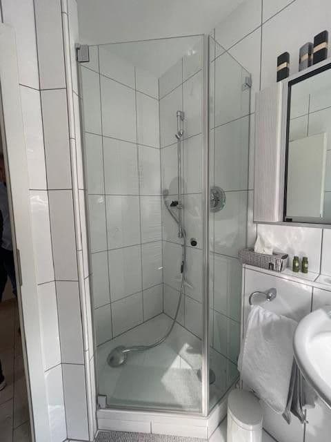 Prenájom domu 150 m², pozemek 344 m², Elsternweg, Ratingen, Severné Porýnie - Westfálsko Prenájom domu 150 m², pozemek 344 m², Elsternweg, Ratingen, Severné Porýnie - Westfálsko