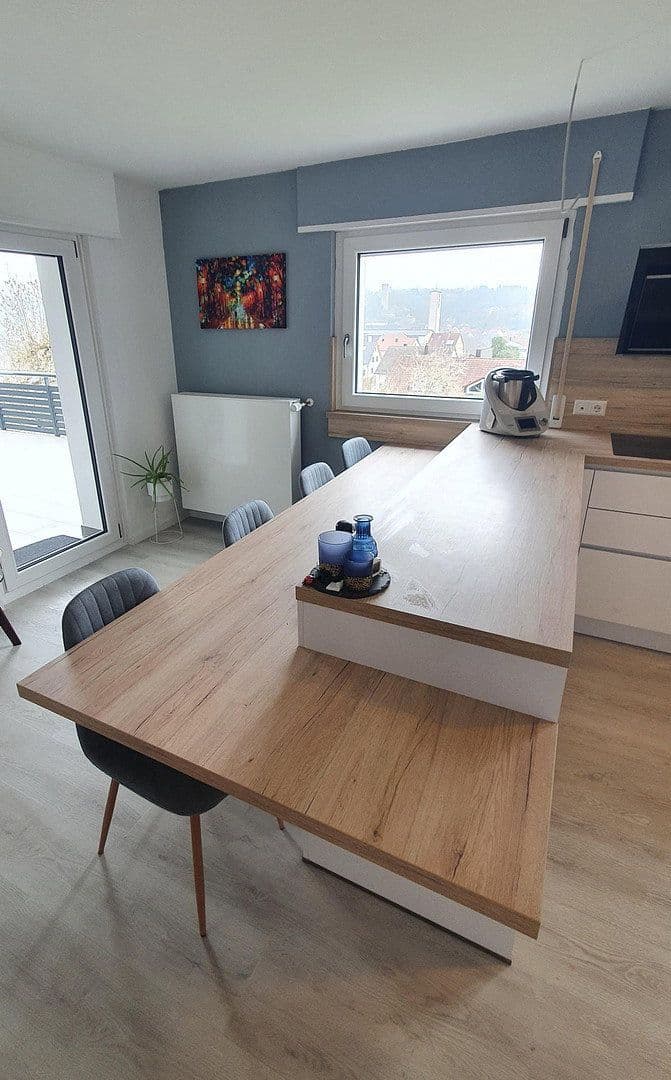 Predaj domu 292 m², pozemek 3.012 m², Neudenau, Bádensko-Wurttembersko Predaj domu 292 m², pozemek 3.012 m², Neudenau, Bádensko-Wurttembersko