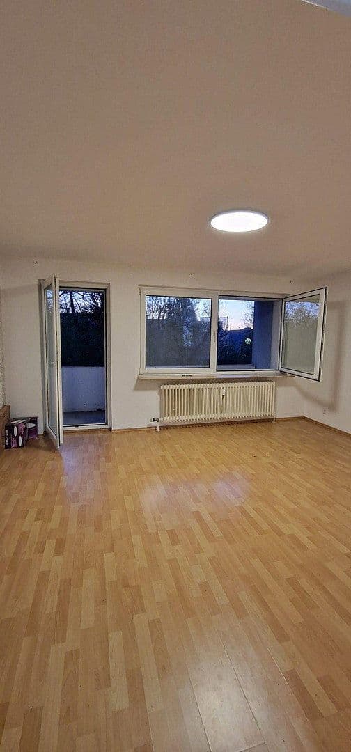 Prenájom bytu 2-izbový 56 m², Düsseldorfer Straße 4, Wiesbaden, Hesensko Prenájom bytu 2-izbový 56 m², Düsseldorfer Straße 4, Wiesbaden, Hesensko