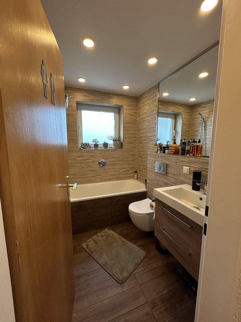 Predaj domu 200 m², pozemek 628 m², Hammersbach, Hesensko Predaj domu 200 m², pozemek 628 m², Hammersbach, Hesensko