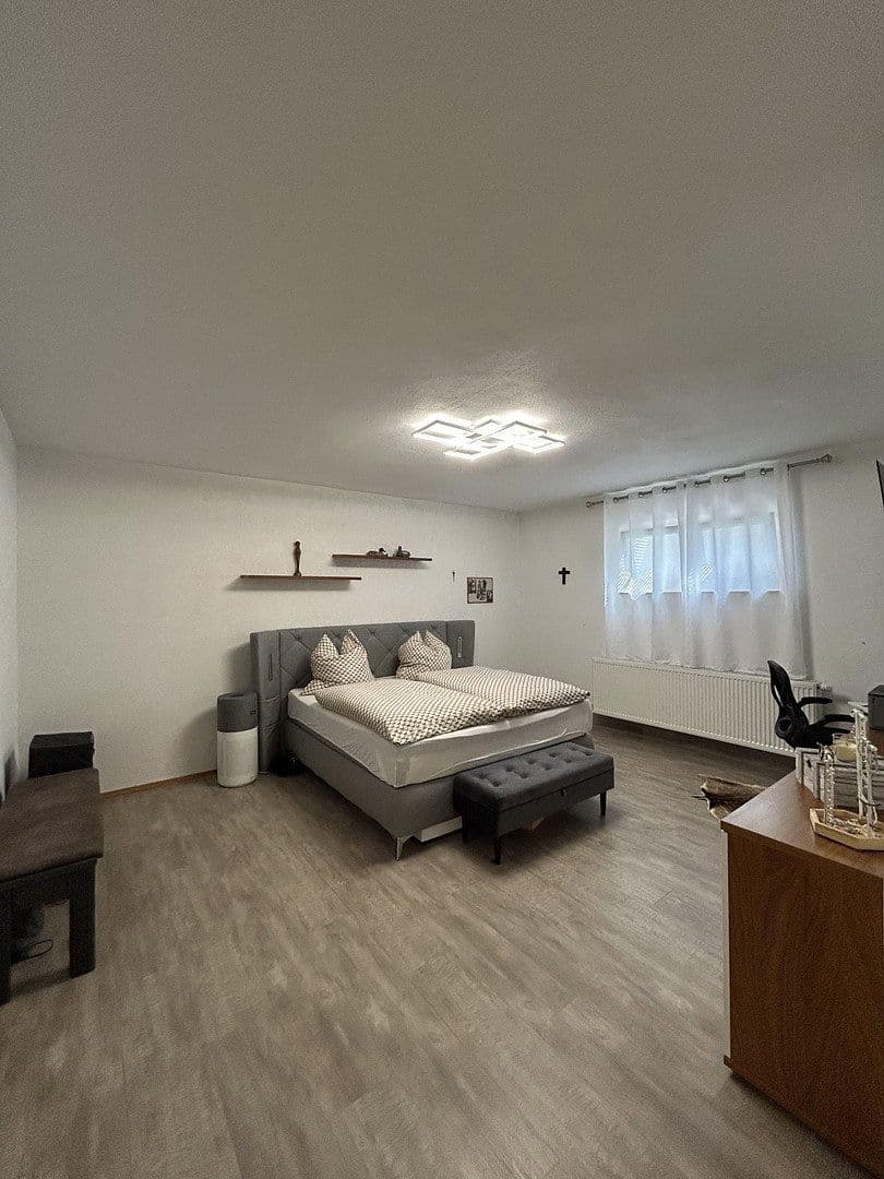 Predaj domu 200 m², pozemek 628 m², Hammersbach, Hesensko Predaj domu 200 m², pozemek 628 m², Hammersbach, Hesensko