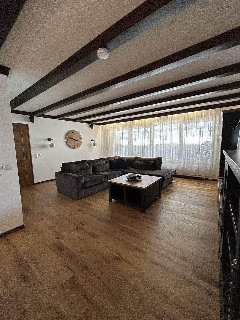 Predaj domu 200 m², pozemek 628 m², Hammersbach, Hesensko Predaj domu 200 m², pozemek 628 m², Hammersbach, Hesensko