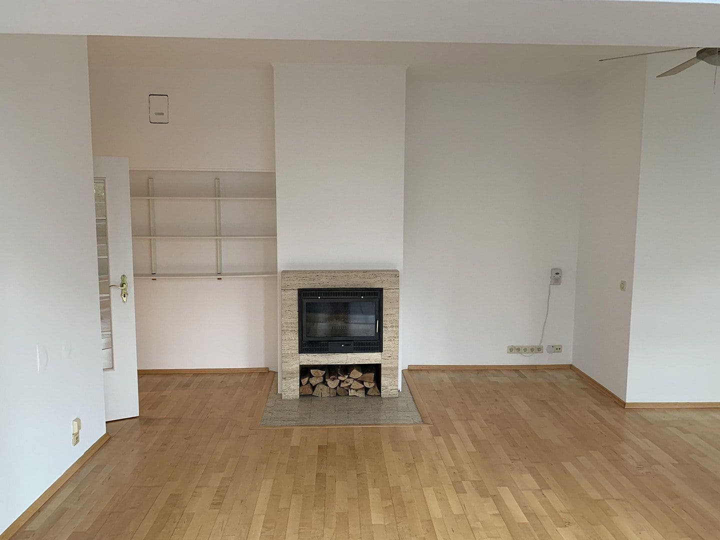 Prenájom bytu 2-izbový 72 m², Hamburg, Hamburg Prenájom bytu 2-izbový 72 m², Hamburg, Hamburg