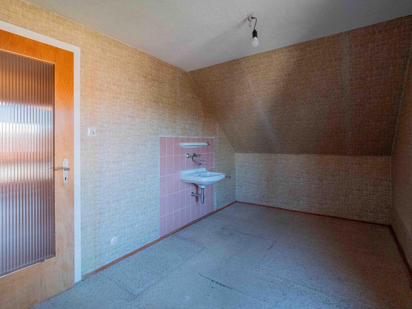 Predaj domu 148 m², pozemek 1.172 m², Spiegelau, Bavorsko Predaj domu 148 m², pozemek 1.172 m², Spiegelau, Bavorsko