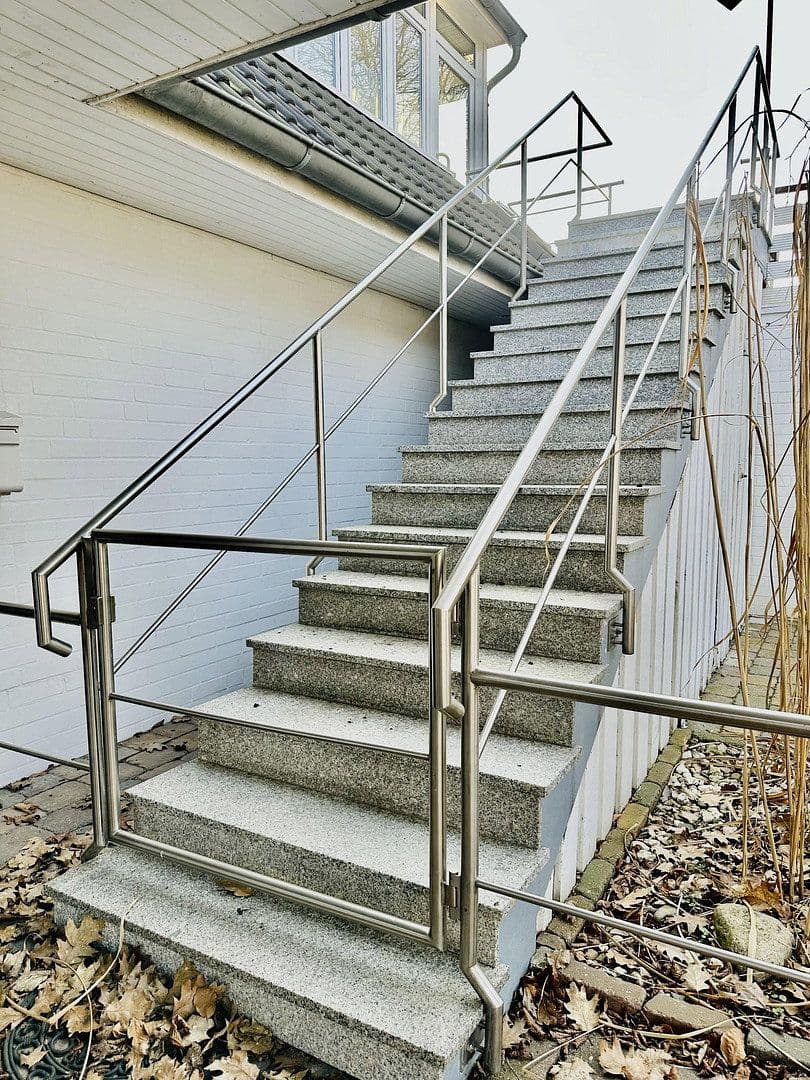 Prenájom bytu 3-izbový 87 m², Großhorst 11, Isernhagen, Dolné Sasko Prenájom bytu 3-izbový 87 m², Großhorst 11, Isernhagen, Dolné Sasko