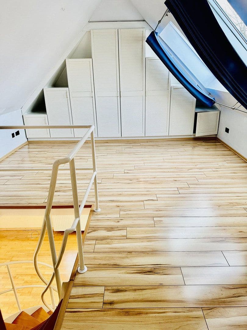 Prenájom bytu 3-izbový 87 m², Großhorst 11, Isernhagen, Dolné Sasko Prenájom bytu 3-izbový 87 m², Großhorst 11, Isernhagen, Dolné Sasko