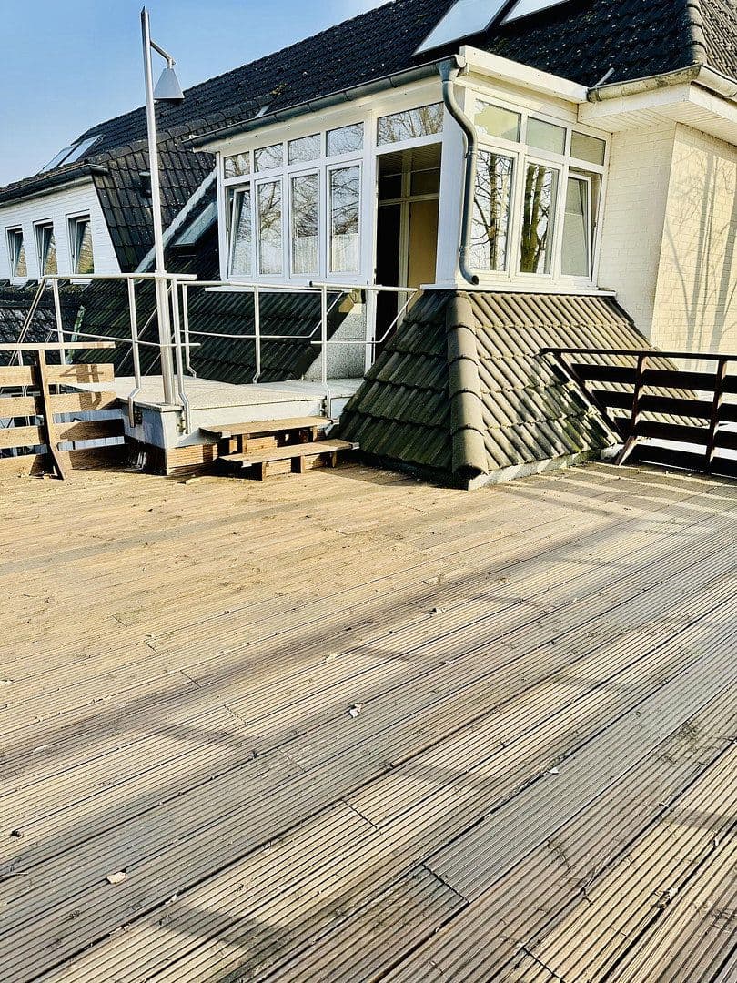 Prenájom bytu 3-izbový 87 m², Großhorst 11, Isernhagen, Dolné Sasko Prenájom bytu 3-izbový 87 m², Großhorst 11, Isernhagen, Dolné Sasko