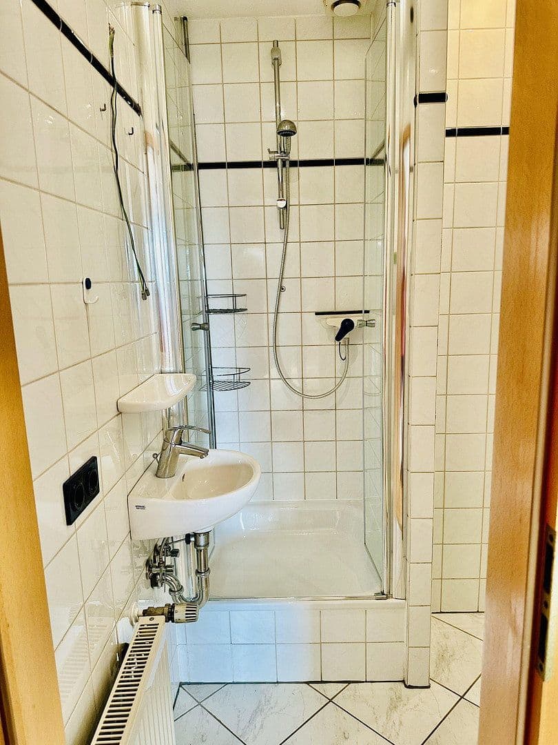 Prenájom bytu 3-izbový 87 m², Großhorst 11, Isernhagen, Dolné Sasko Prenájom bytu 3-izbový 87 m², Großhorst 11, Isernhagen, Dolné Sasko