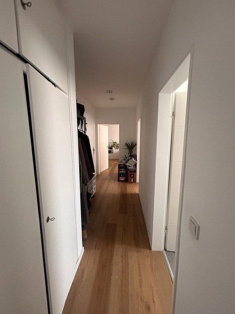 Prenájom bytu 2-izbový 66 m², Erkelenzer Str. 7a, Krefeld, Severné Porýnie - Westfálsko Prenájom bytu 2-izbový 66 m², Erkelenzer Str. 7a, Krefeld, Severné Porýnie - Westfálsko