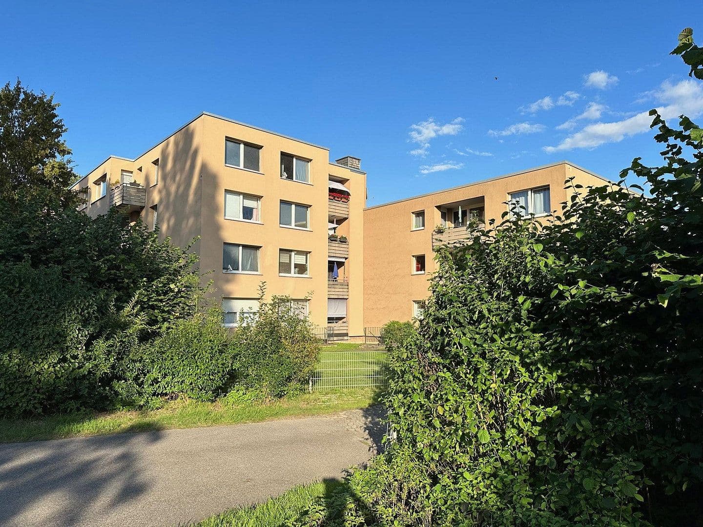 Prenájom bytu 2-izbový 66 m², Erkelenzer Str. 7a, Krefeld, Severné Porýnie - Westfálsko Prenájom bytu 2-izbový 66 m², Erkelenzer Str. 7a, Krefeld, Severné Porýnie - Westfálsko