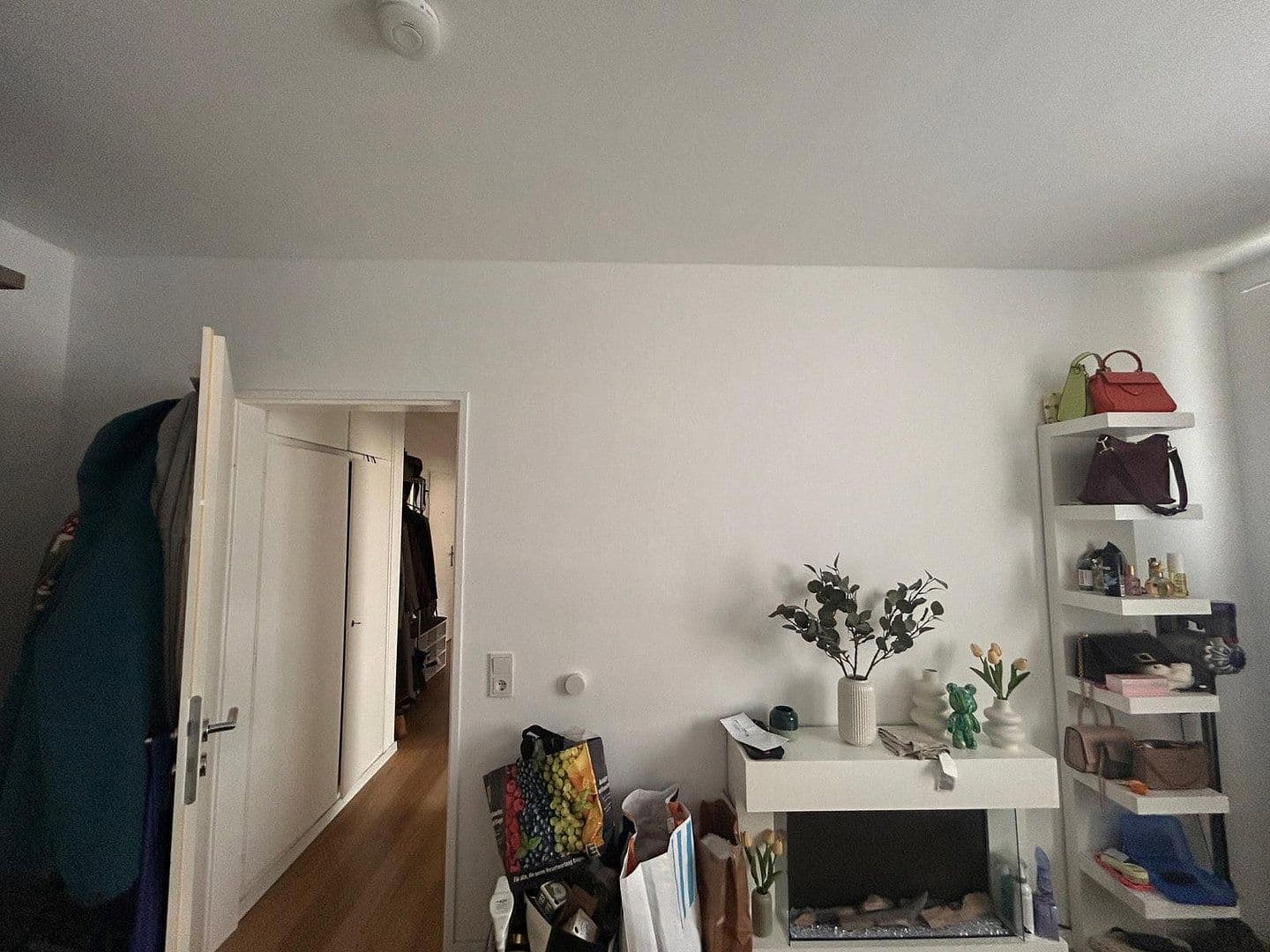 Prenájom bytu 2-izbový 66 m², Erkelenzer Str. 7a, Krefeld, Severné Porýnie - Westfálsko Prenájom bytu 2-izbový 66 m², Erkelenzer Str. 7a, Krefeld, Severné Porýnie - Westfálsko