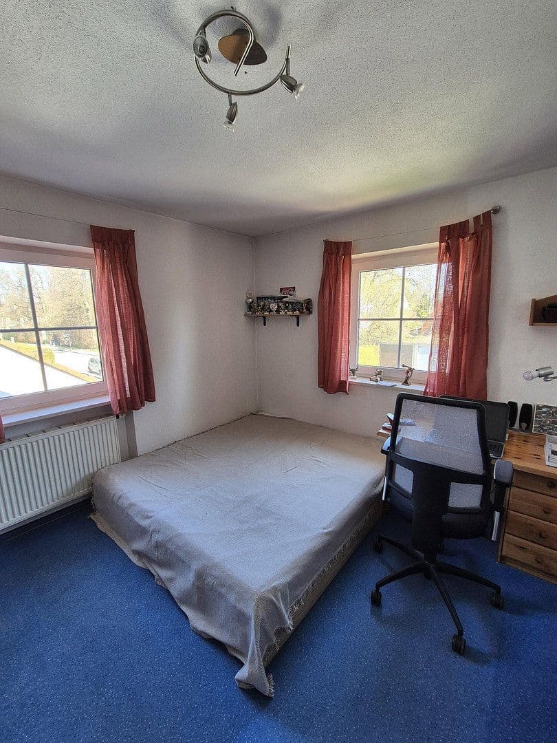 Predaj domu 150 m², pozemek 426 m², Eichenau, Bavorsko Predaj domu 150 m², pozemek 426 m², Eichenau, Bavorsko