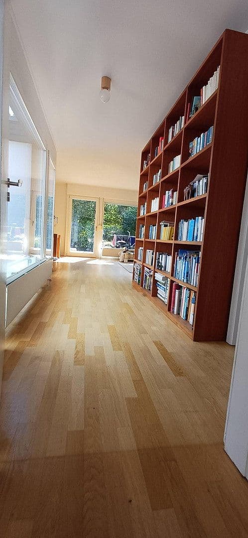 Predaj domu 133 m², pozemek 850 m², Silker Weiche 7, Reinbek, Šlezvicko-Holštajnsko Predaj domu 133 m², pozemek 850 m², Silker Weiche 7, Reinbek, Šlezvicko-Holštajnsko