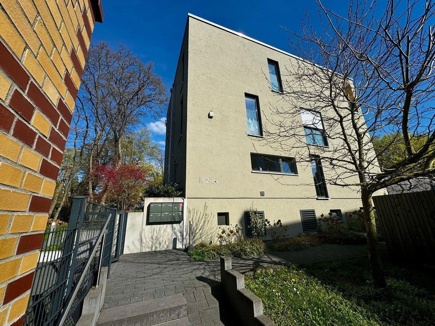 Predaj domu 210 m², pozemek 2.600 m², Potsdam, Brandenbursko Predaj domu 210 m², pozemek 2.600 m², Potsdam, Brandenbursko