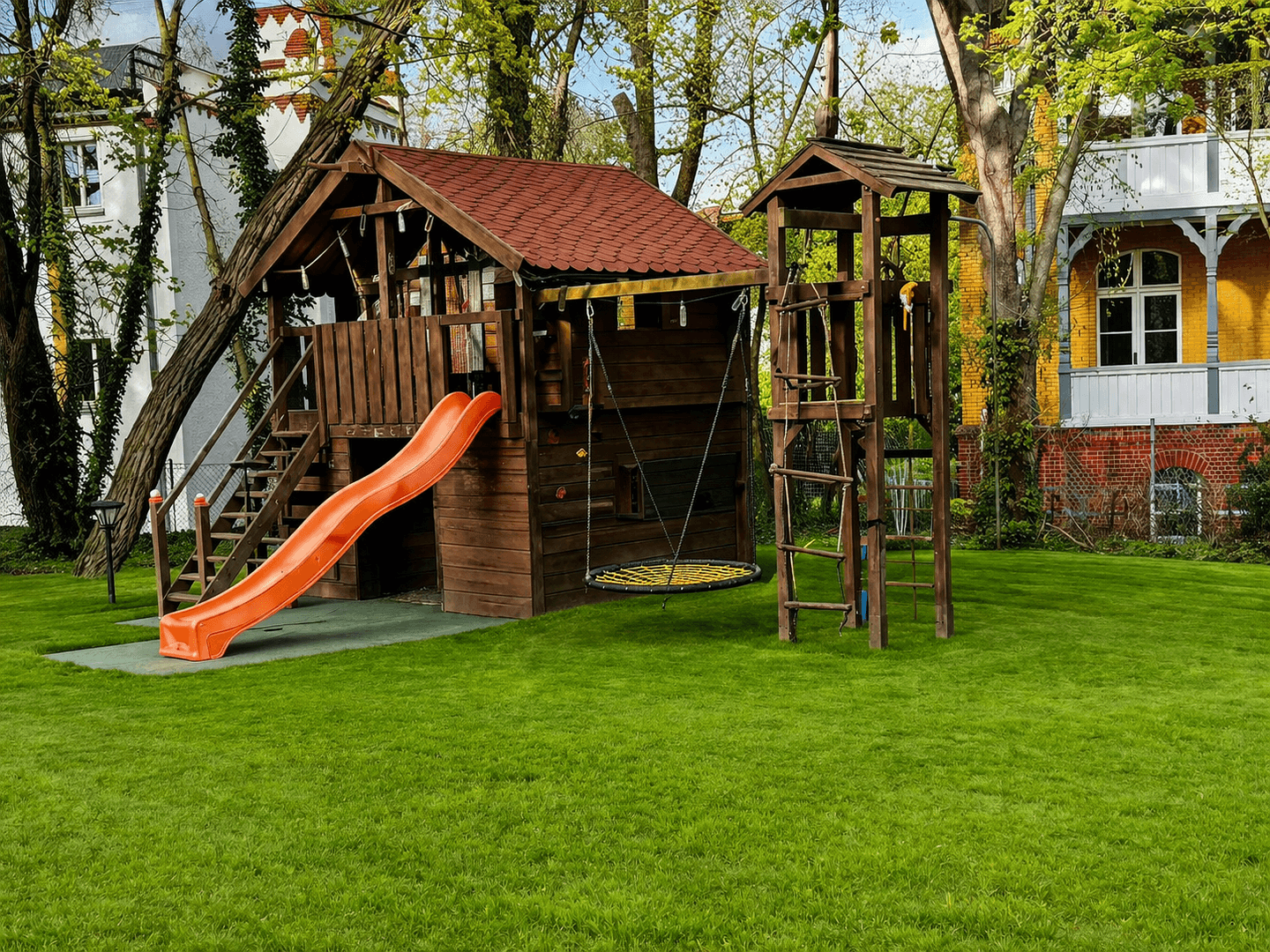 Predaj domu 210 m², pozemek 2.600 m², Potsdam, Brandenbursko Predaj domu 210 m², pozemek 2.600 m², Potsdam, Brandenbursko