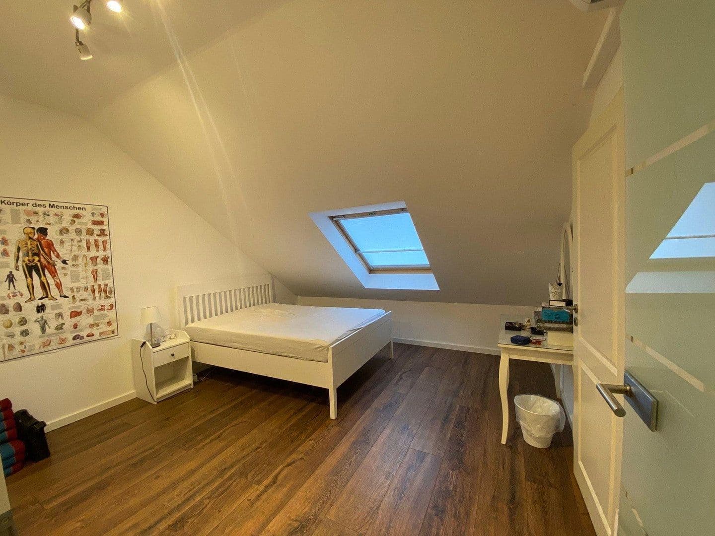 Predaj domu 138 m², pozemek 167 m², Leverkusen, Severné Porýnie - Westfálsko Predaj domu 138 m², pozemek 167 m², Leverkusen, Severné Porýnie - Westfálsko