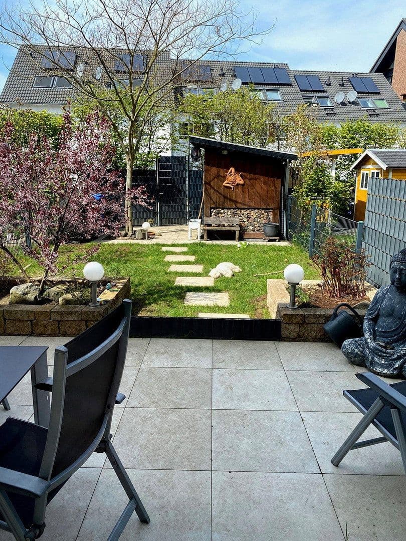 Predaj domu 138 m², pozemek 167 m², Leverkusen, Severné Porýnie - Westfálsko Predaj domu 138 m², pozemek 167 m², Leverkusen, Severné Porýnie - Westfálsko