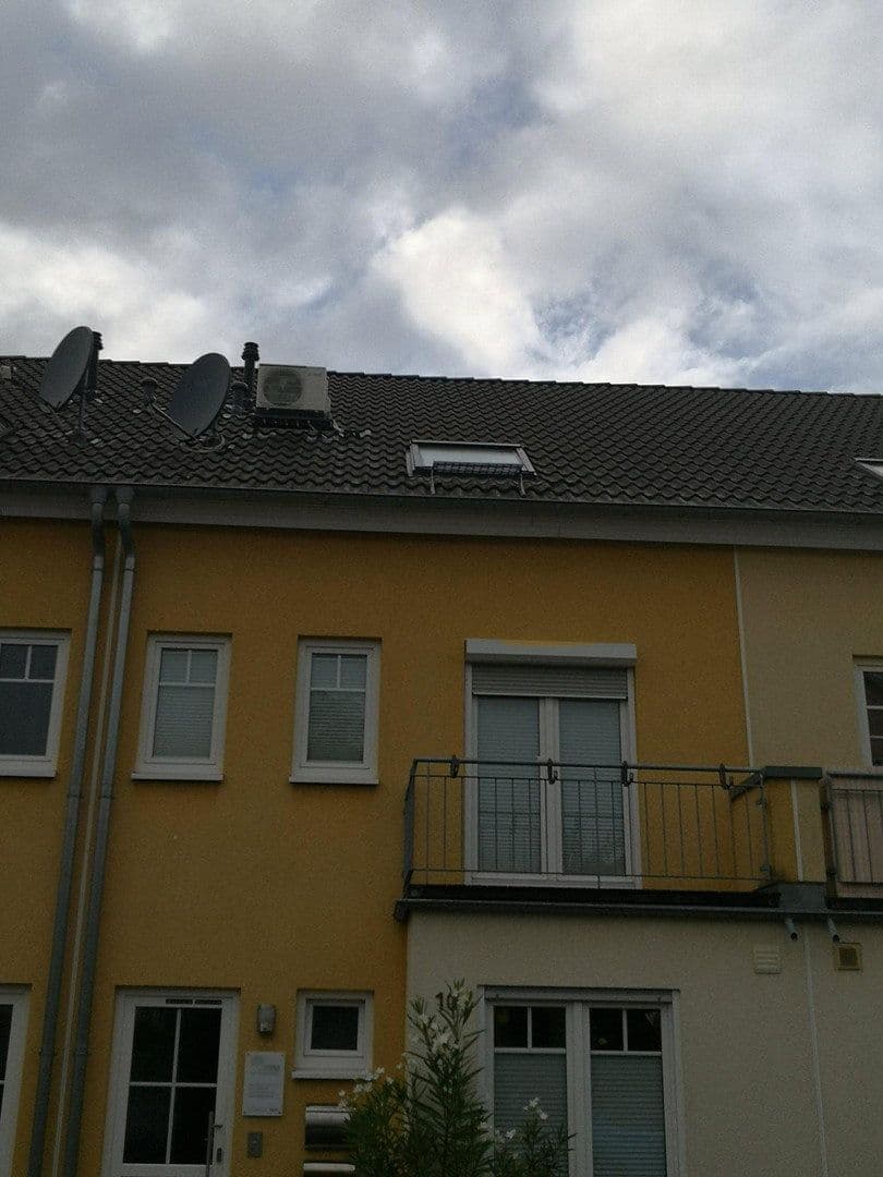 Predaj domu 138 m², pozemek 167 m², Leverkusen, Severné Porýnie - Westfálsko Predaj domu 138 m², pozemek 167 m², Leverkusen, Severné Porýnie - Westfálsko