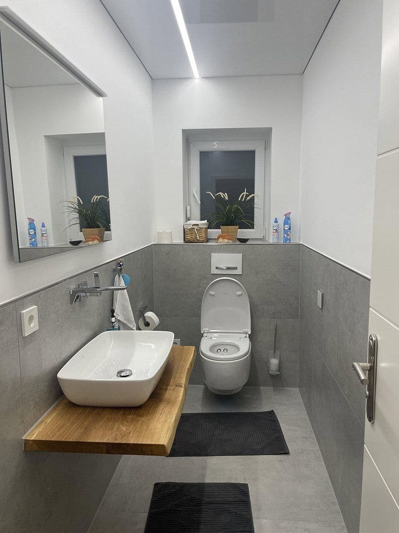 Predaj domu 157 m², pozemek 500 m², Lustadt, Porýnie-Falcko Predaj domu 157 m², pozemek 500 m², Lustadt, Porýnie-Falcko