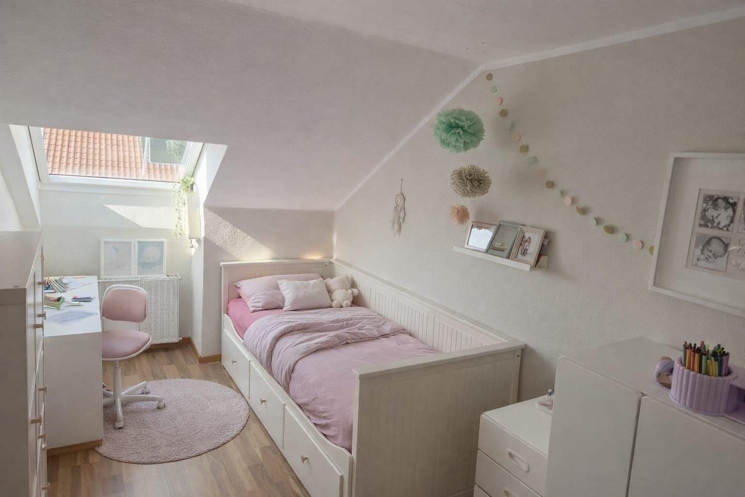 Prenájom bytu 4-izbový 77 m², Fritz-Weiberg-Straße 17, Wolfsburg, Dolné Sasko Prenájom bytu 4-izbový 77 m², Fritz-Weiberg-Straße 17, Wolfsburg, Dolné Sasko