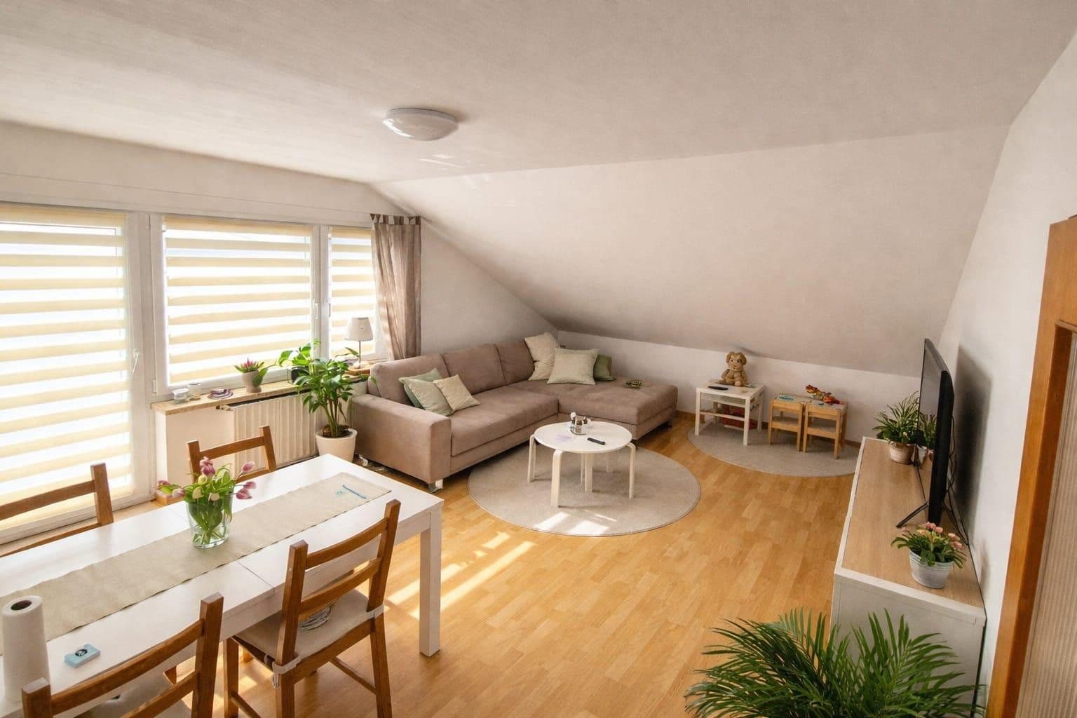 Prenájom bytu 4-izbový 77 m², Fritz-Weiberg-Straße 17, Wolfsburg, Dolné Sasko Prenájom bytu 4-izbový 77 m², Fritz-Weiberg-Straße 17, Wolfsburg, Dolné Sasko