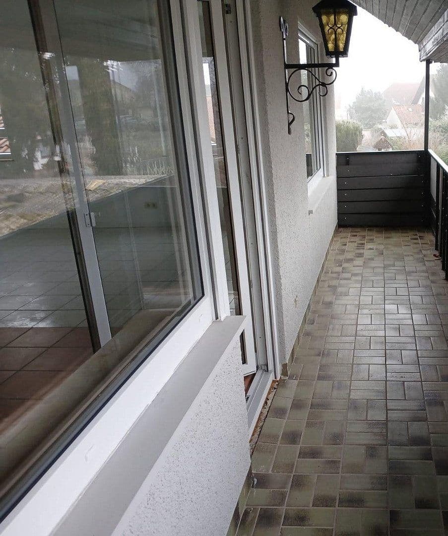 Prenájom bytu 4-izbový 140 m², Venningen, Porýnie-Falcko Prenájom bytu 4-izbový 140 m², Venningen, Porýnie-Falcko