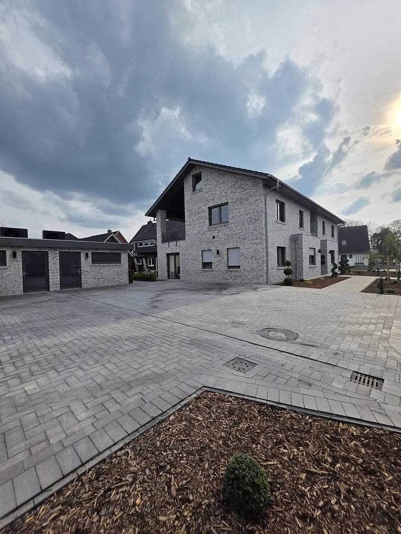 Prenájom bytu 2-izbový 75 m², Garrel, Dolné Sasko Prenájom bytu 2-izbový 75 m², Garrel, Dolné Sasko
