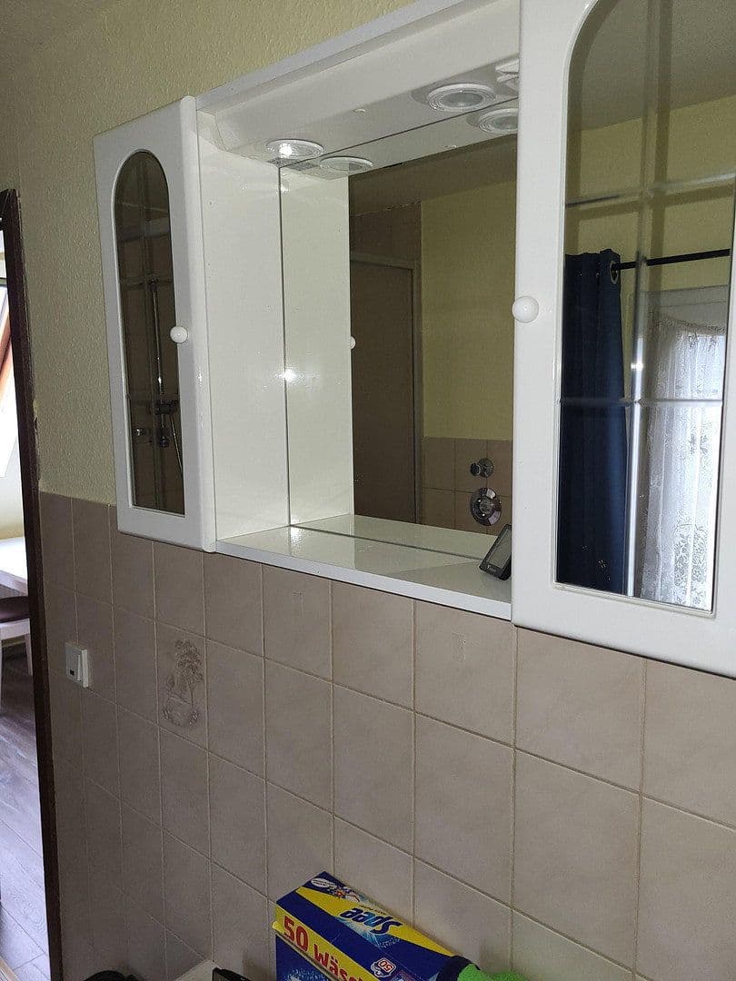 Prenájom bytu 1-izbový 62 m², Schkopau, Sasko-Anhaltsko Prenájom bytu 1-izbový 62 m², Schkopau, Sasko-Anhaltsko