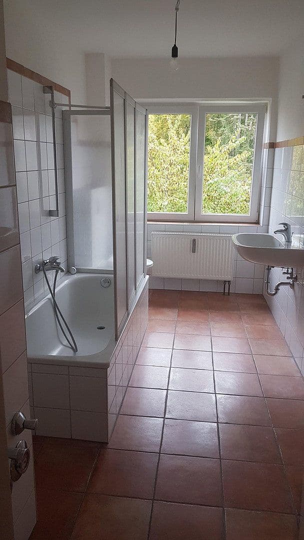 Prenájom bytu 3-izbový 96 m², Joh.-Seb.-Bach Straße 37, Geretsried, Bavorsko Prenájom bytu 3-izbový 96 m², Joh.-Seb.-Bach Straße 37, Geretsried, Bavorsko